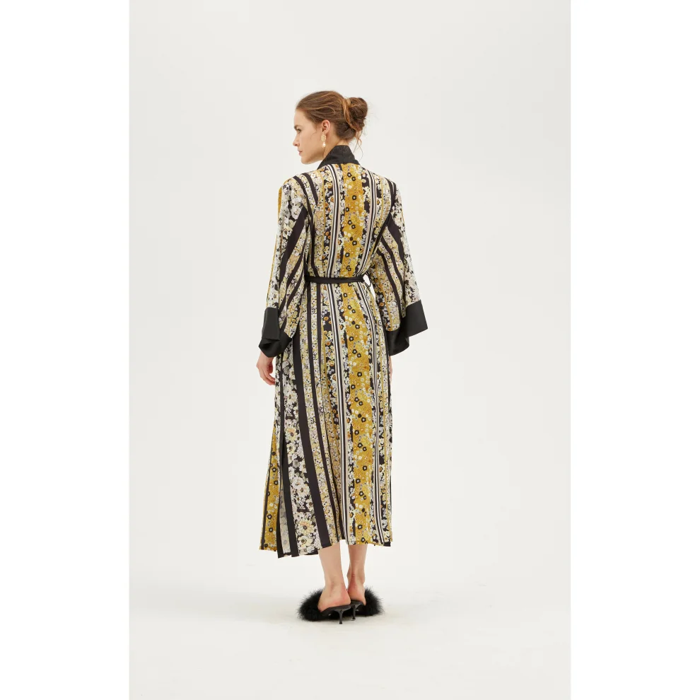 PILEA - Amelia Satin Dressing Gown