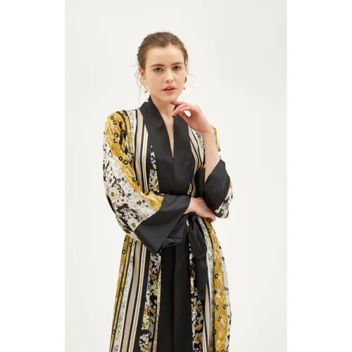 PILEA - Amelia Satin Dressing Gown