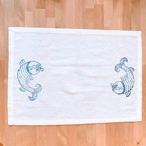 Haane Design - Raw Linen Placemat Wood Print Fish Pattern