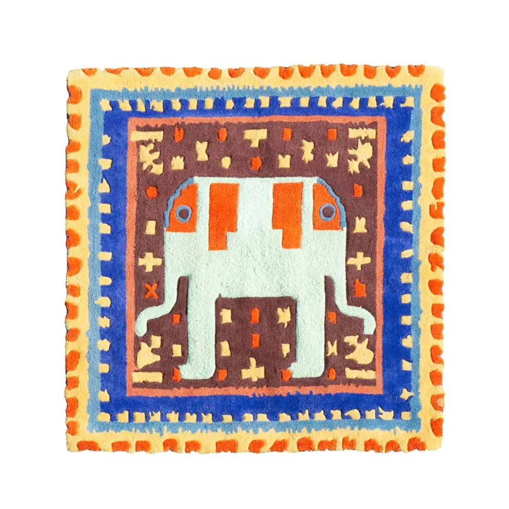 Sole Mio Collection - Elephant Tufting Wool Rug