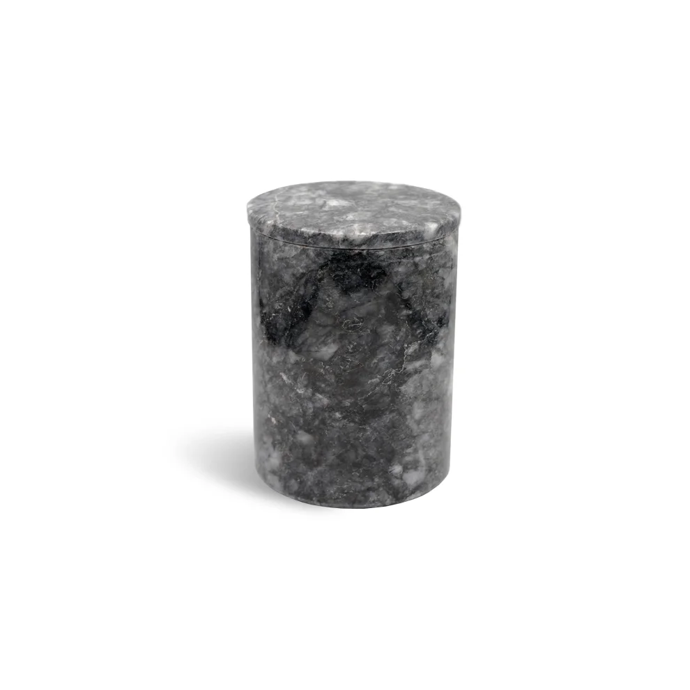 ODA.products - No: 4 Marble Candle