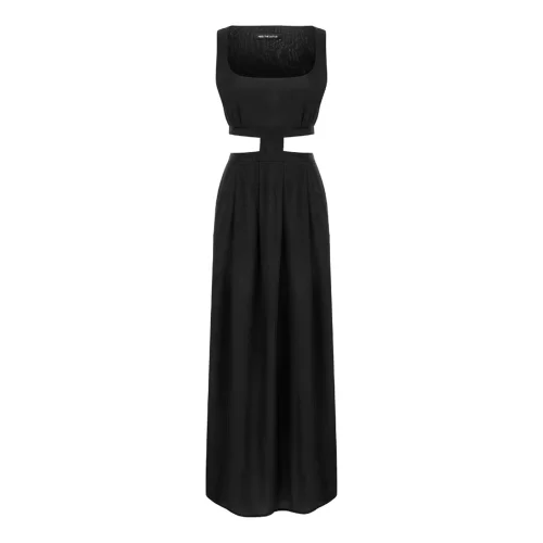 Feel The Lotus - Bec Maxi Dress