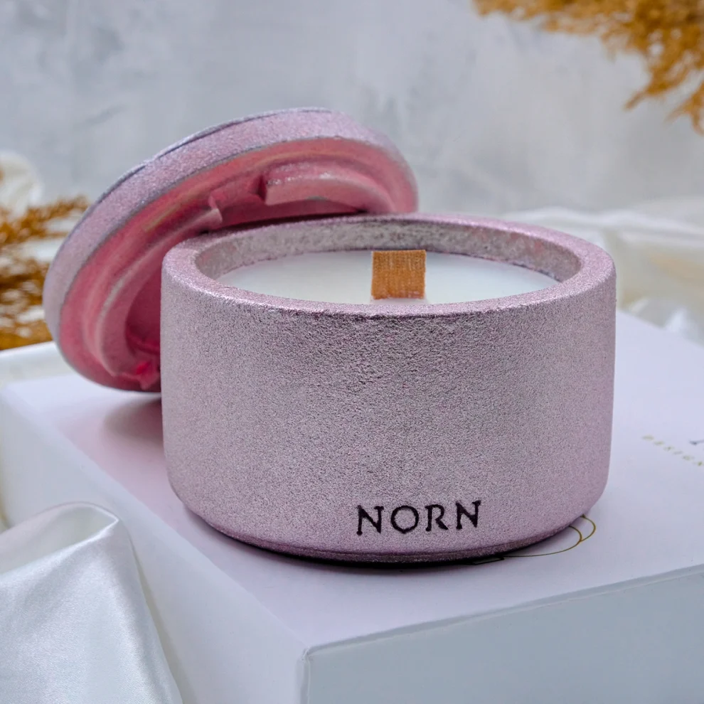 Norn Design Studio - Freya Candle