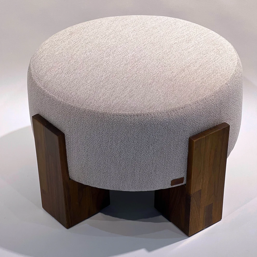 Lotus - Cross Pouffe