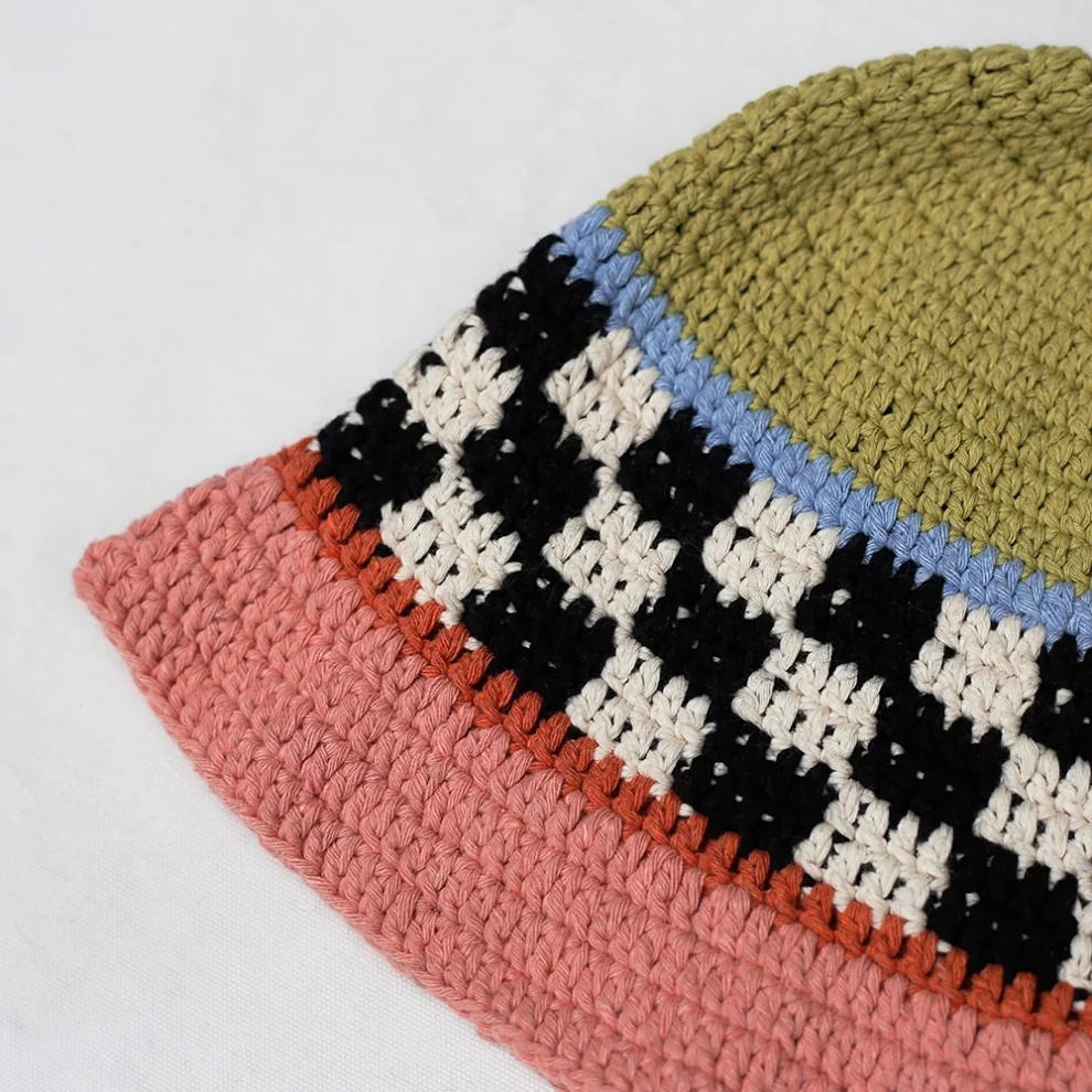 Did List - Checkered Hat