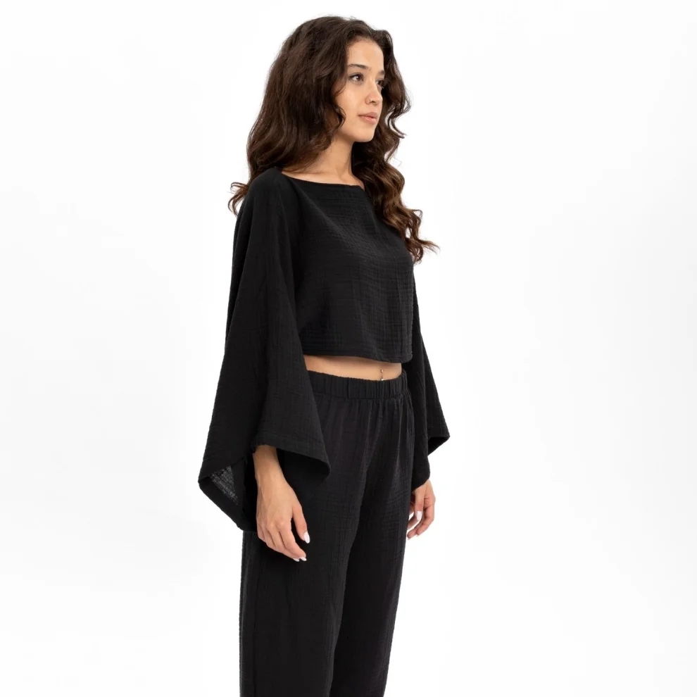 Husufi - Crop Blouse Boat Collar