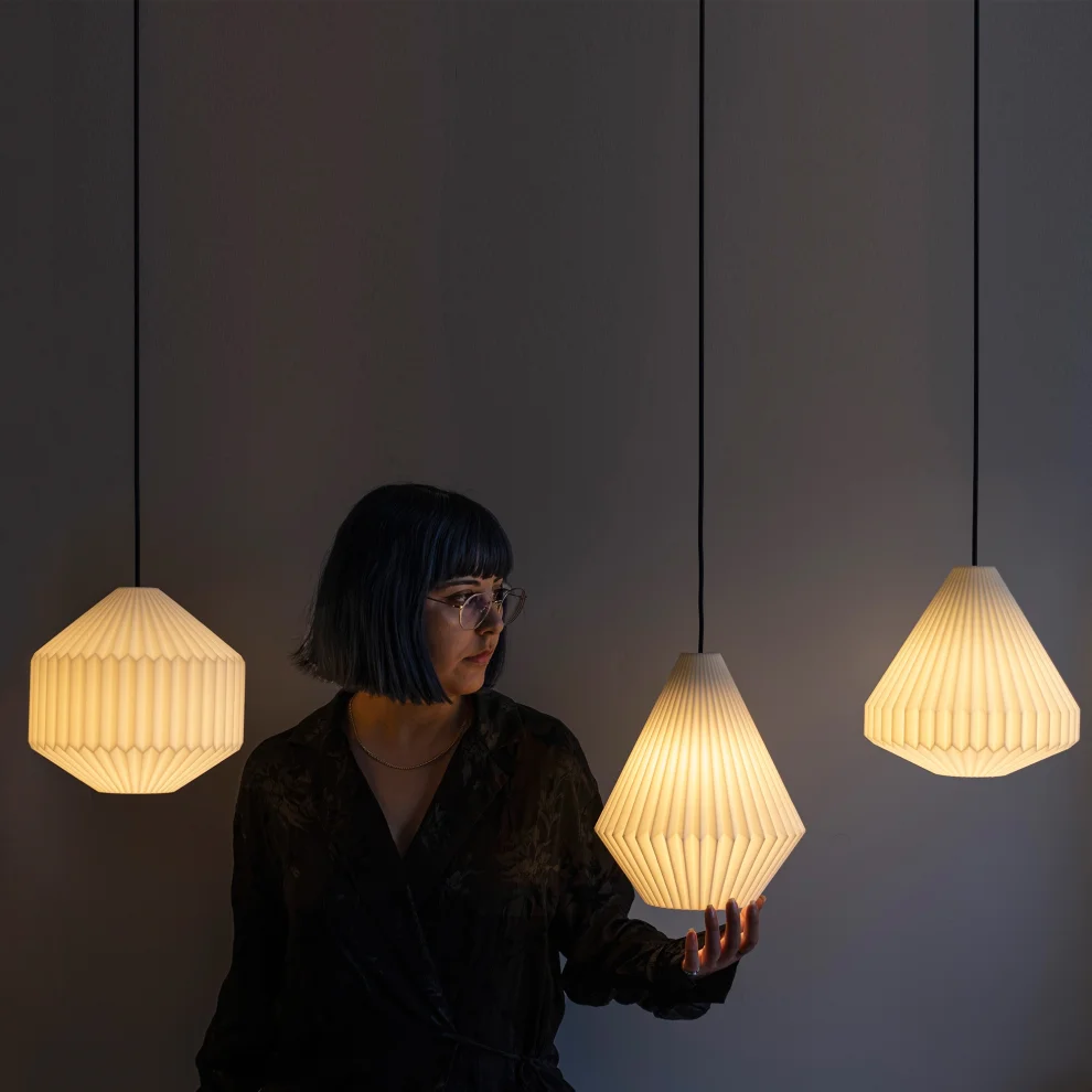 Soli Workshop - Soratobu '3 Origami Pendant Lamp