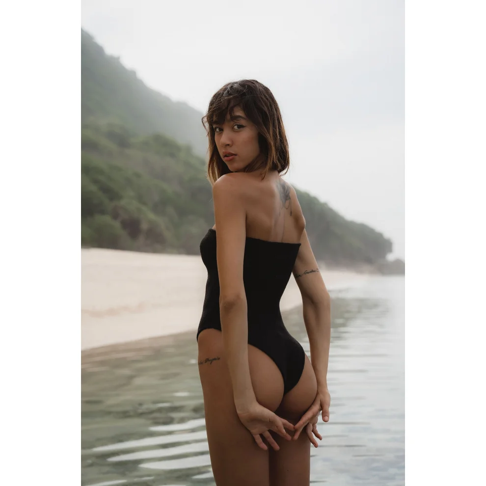 Honest The Label - Ayu Bodysuit