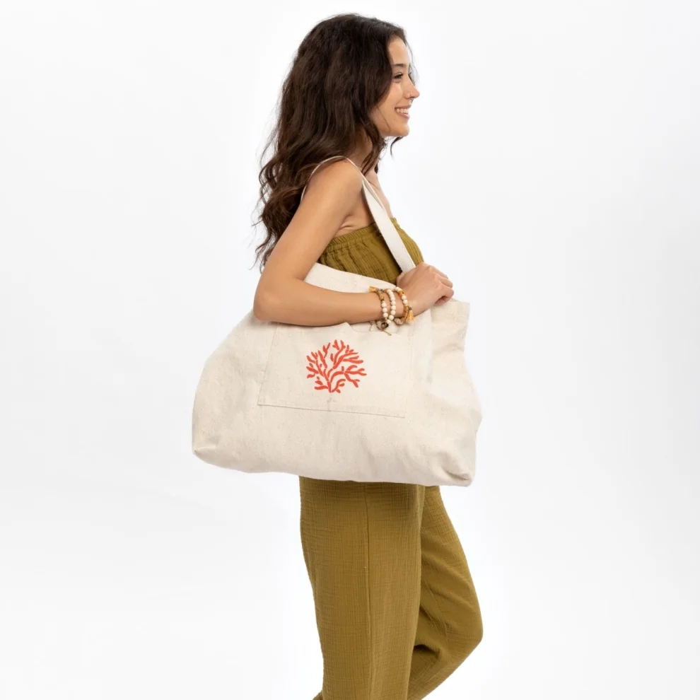 Husufi - Coral Bag