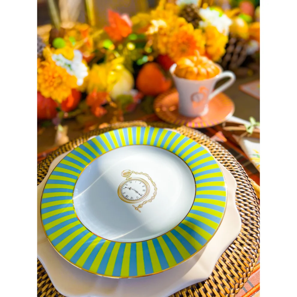 The Grade Studio - Timeless Collection Plate Set Of 2