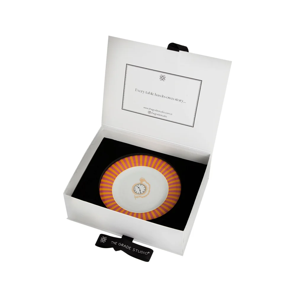 The Grade Studio - Timeless Collection Plate Set Of 2