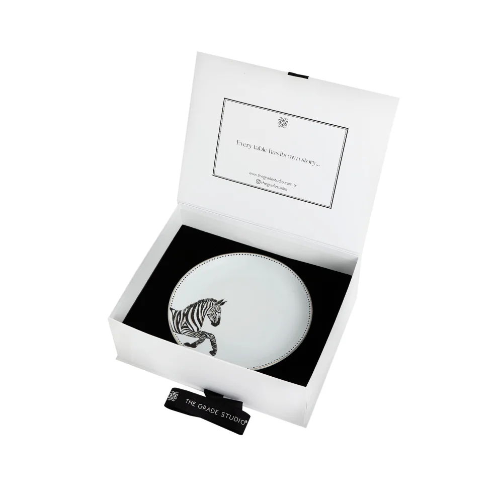 The Grade Studio - Zebra Collection Plate Set Of 2