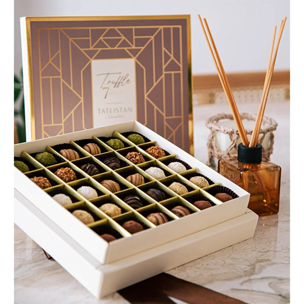 Tatlistan - 7 Assorted 30 Truffle Chocolates