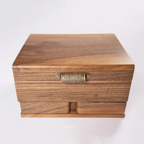 Lamoneta Design - Betty Wooden Jewelry Box