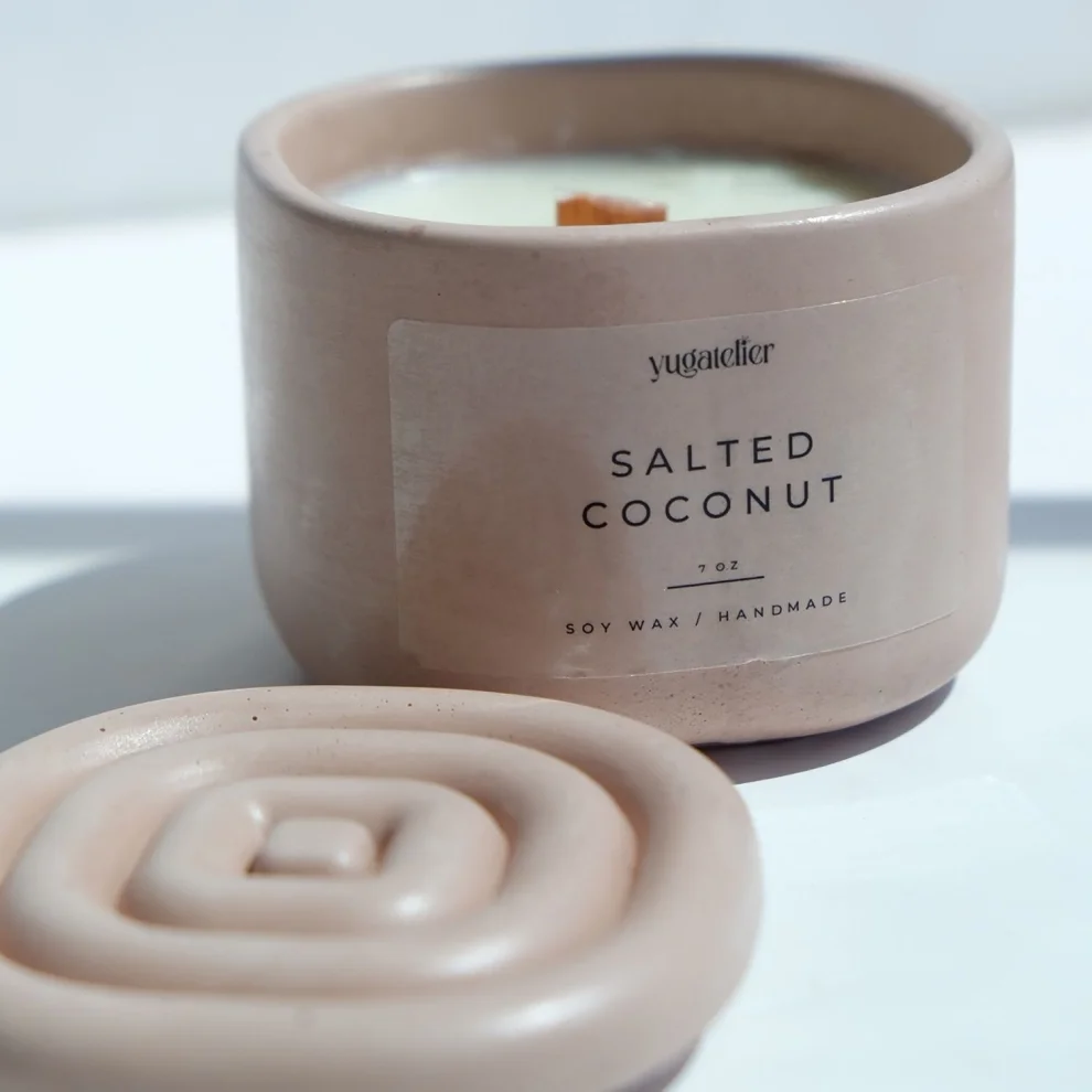 Yugatelier - Alted Coconut Concrete Cup Wood Wick Soy Wax