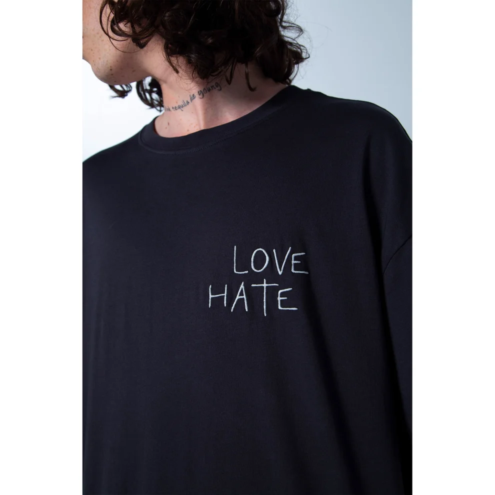 Turn & Bake - Love Hate T-shirt
