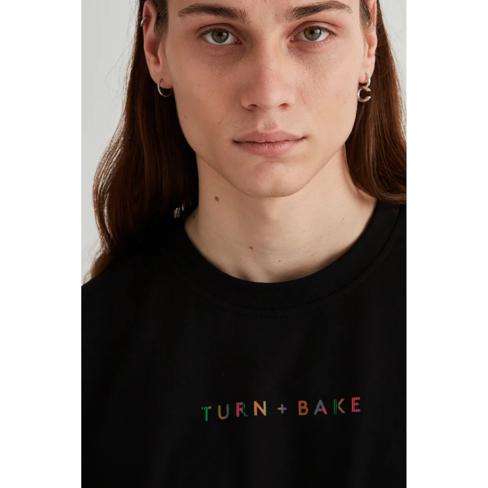 Turn & Bake - Stripe T-shirt