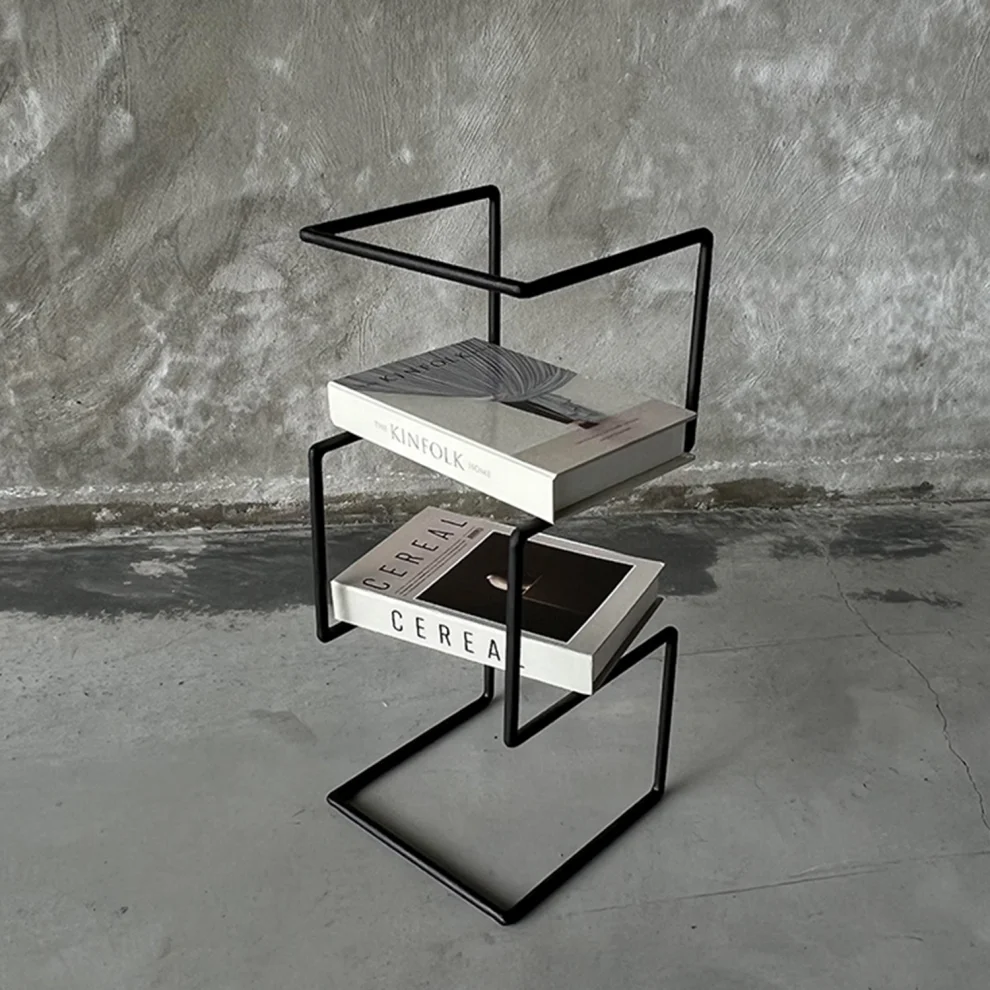 Lou's Concept - Castle Magazine Rack