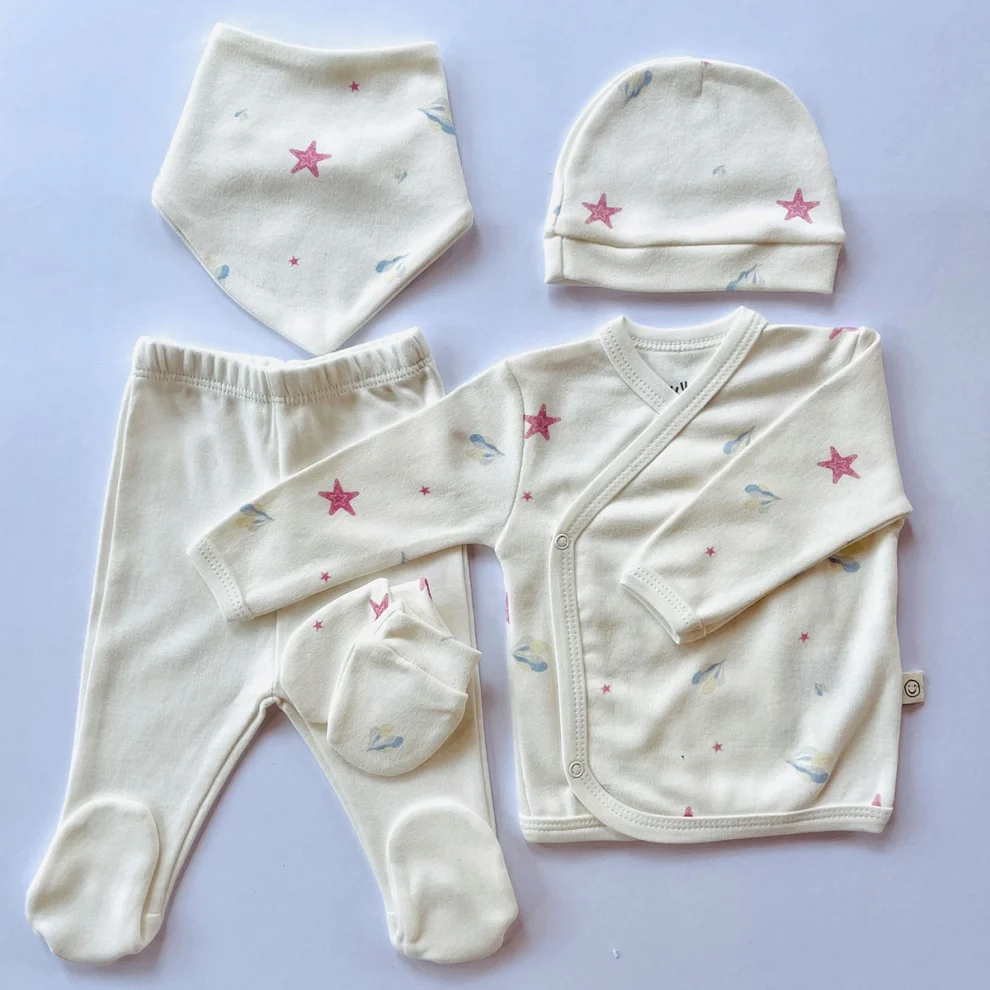 Kukita Baby - 5-piece Newborn - Flowers Hospital Release Set