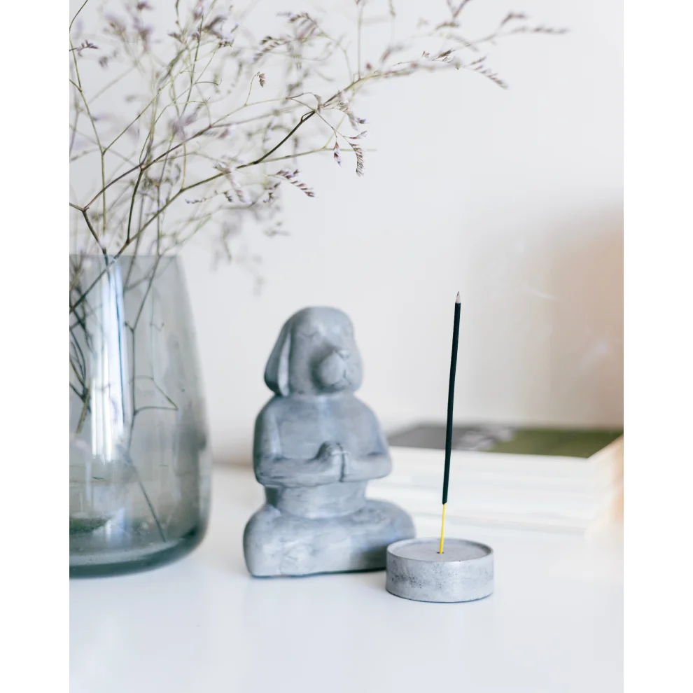 JOMO TASARIM - Concrete Meditation Cat Figurine And Incense Holder