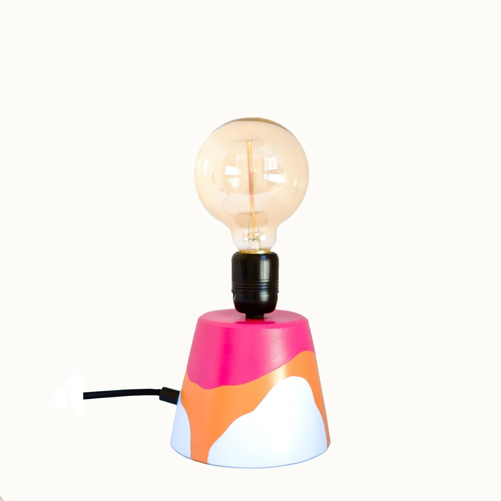 Zef Design - Terracotta Table Lamp
