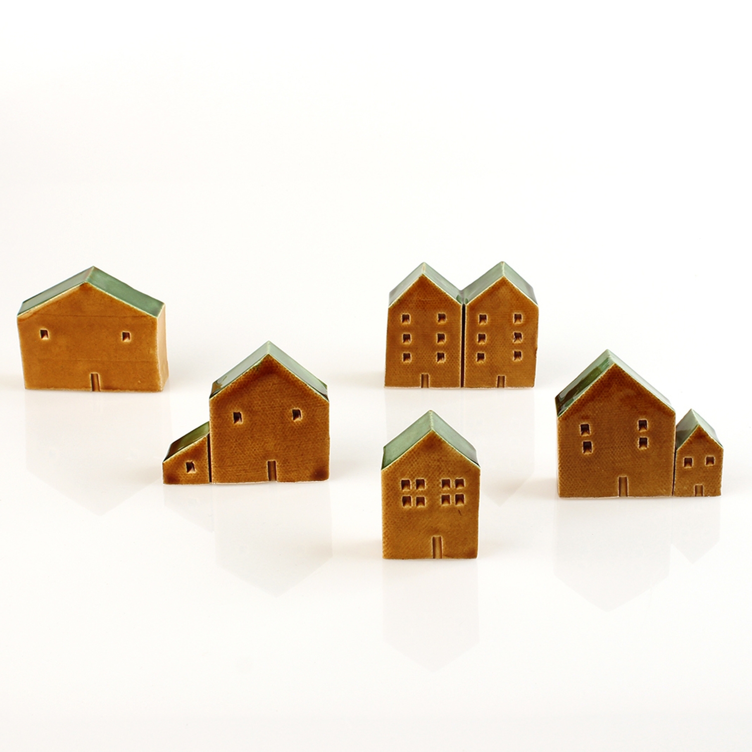 Five Mini Decorative House