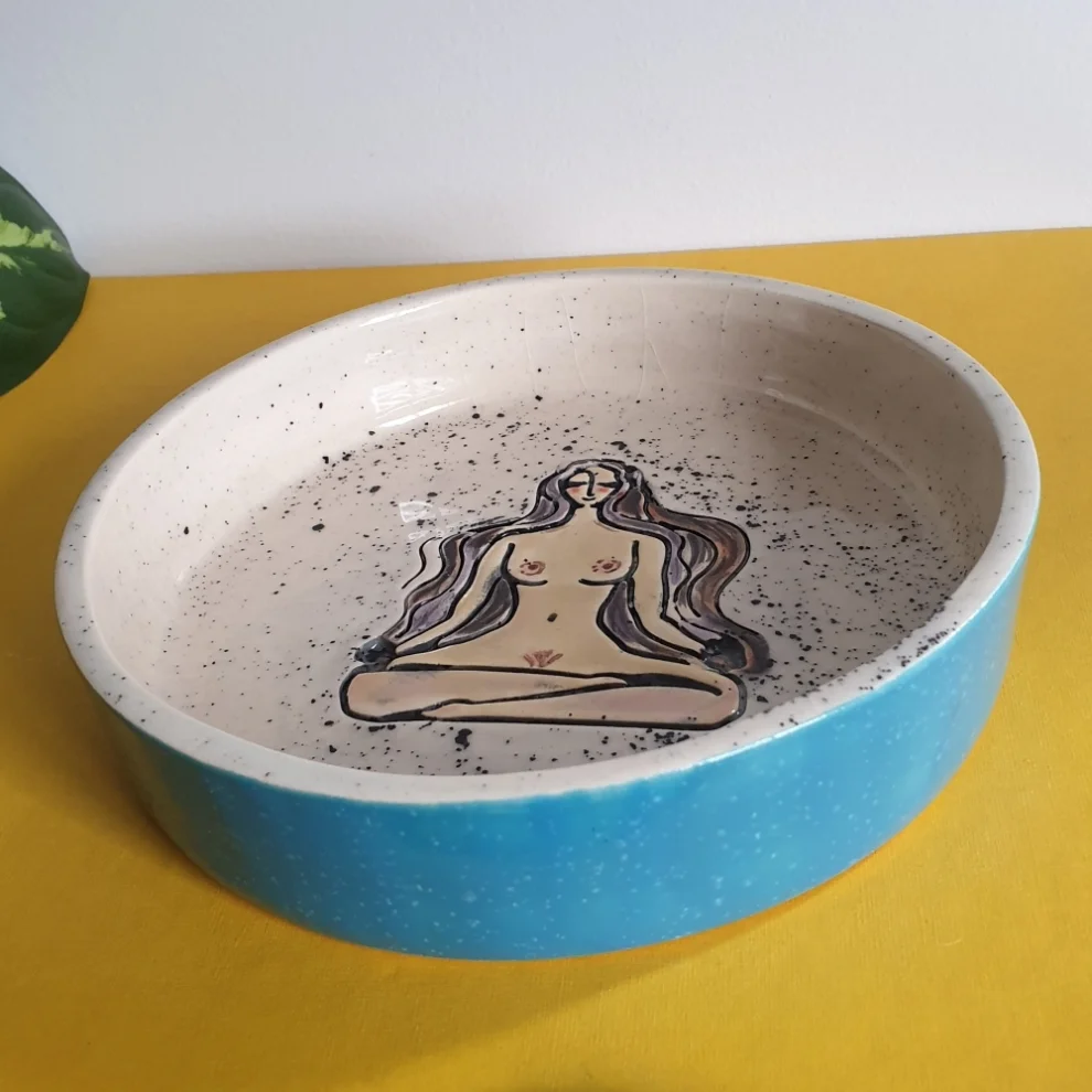 Damlart Ceramic Studio - Medi Woman Plate