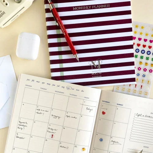 Mazu Studio - Ondas Ruby Monthly Planner