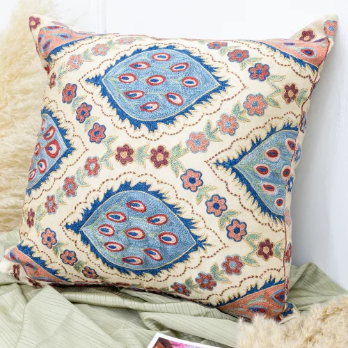 Soho Antiq - Hilda Handmade Silk Suzani Pillow