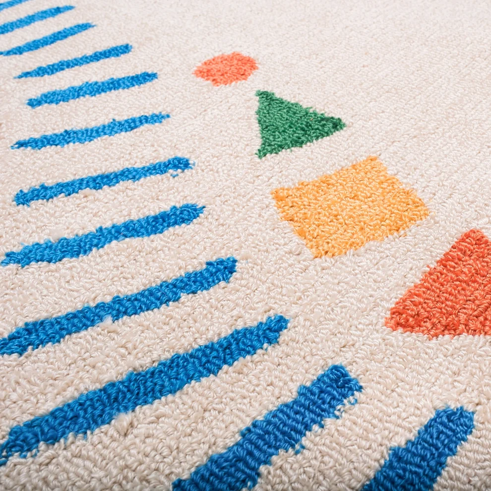 Studio Potato - Mito Hand Tufted Recycled Carpet