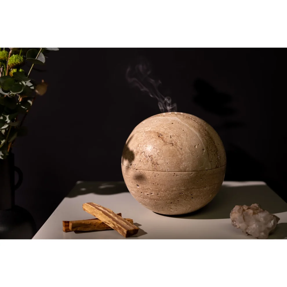 Oino Studio - Zeid Palo Santo Incense Holder