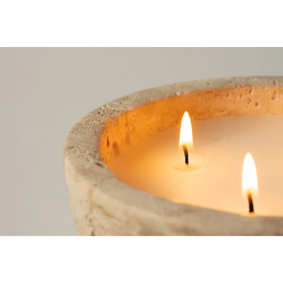 Oino Studio - Ziya Stone Candle