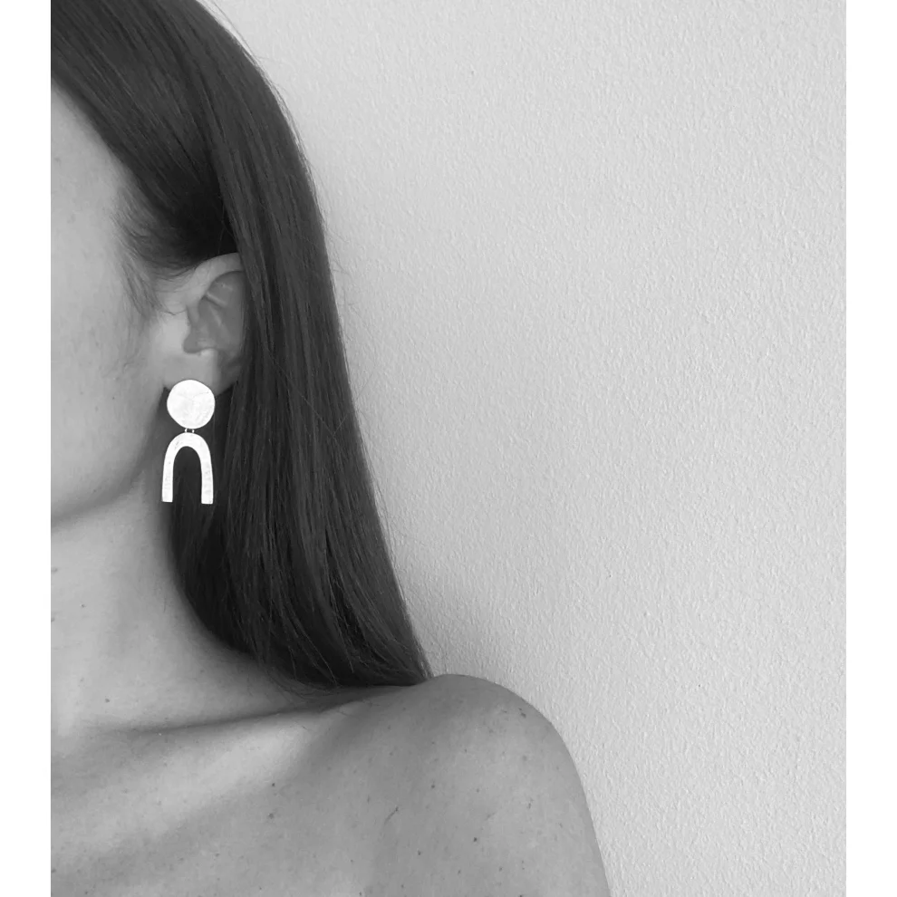 Maja Jewels - Dot Earrings