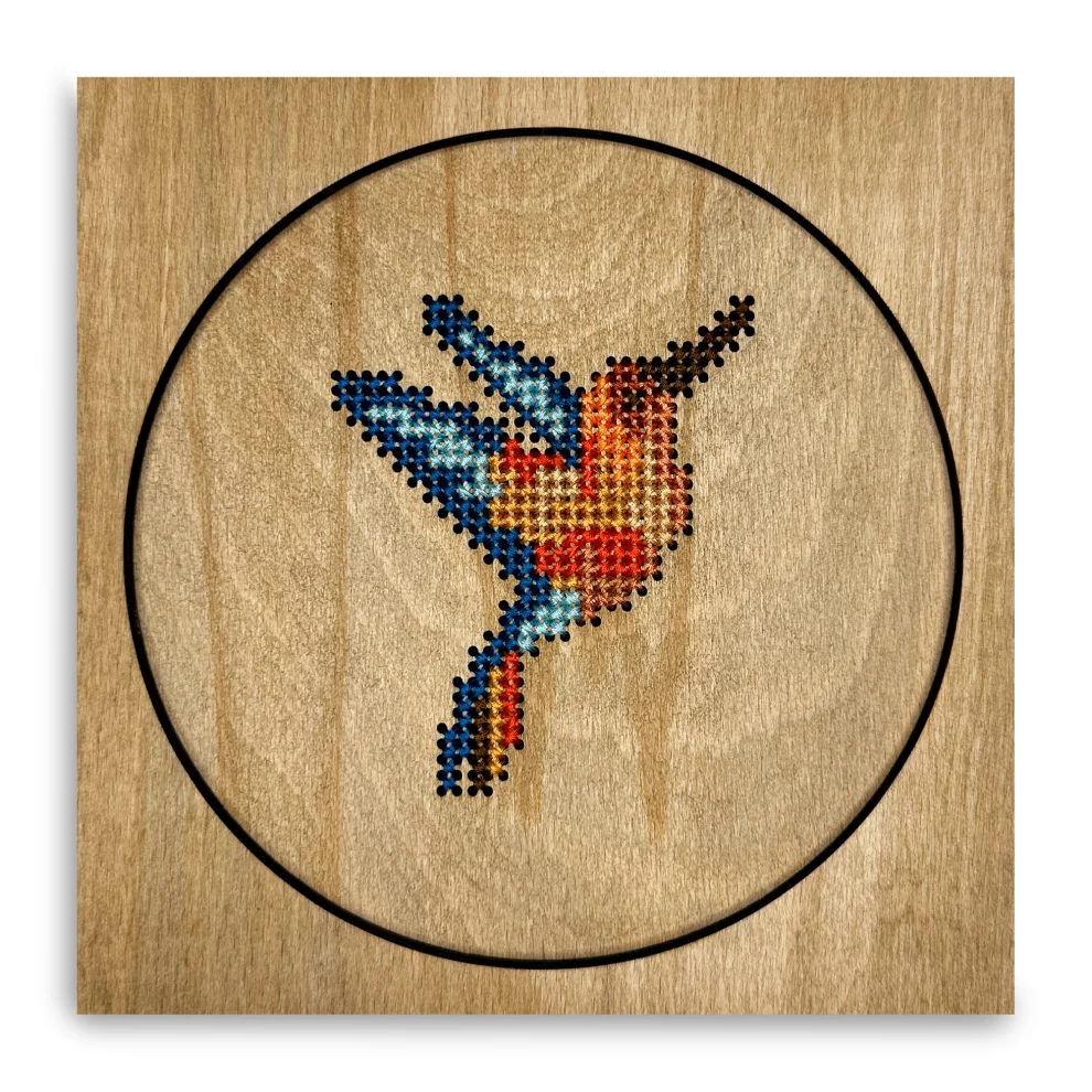 Krostworks - Hummingbird Wooden Cross Stitch Kit