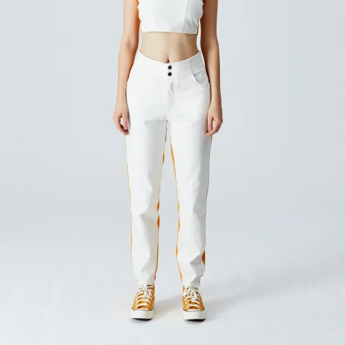 Bassigue - White Denim Boyfriend Sweatpants - Sundial