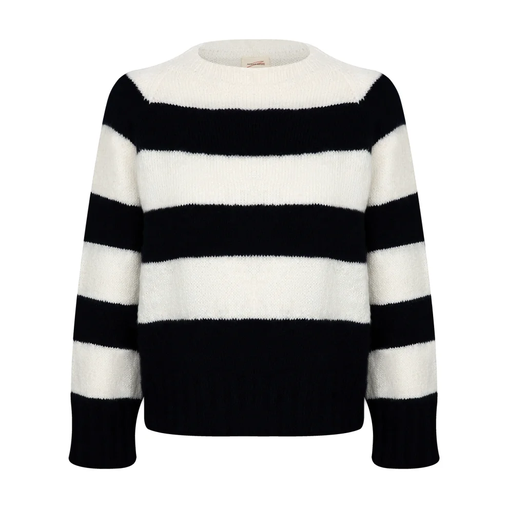 White on sale amour jumper