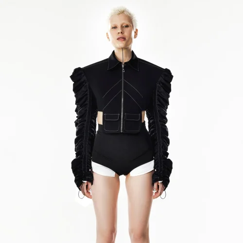 Quatervois - Crop Jacket With Shirred Sleeves