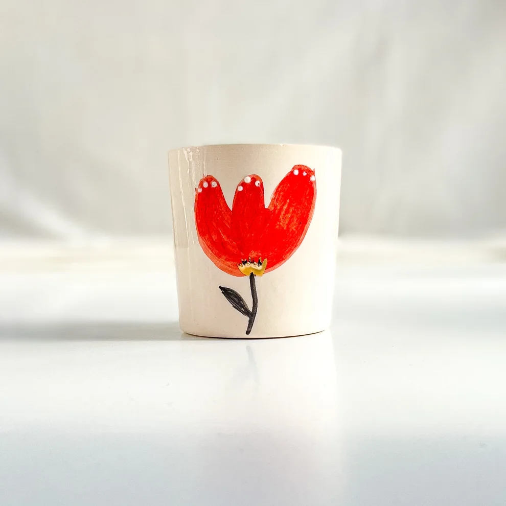 Mamezon Ceramics - Porcelain Coffee Cup With Poppy Flower Pattern And Gold Decoration