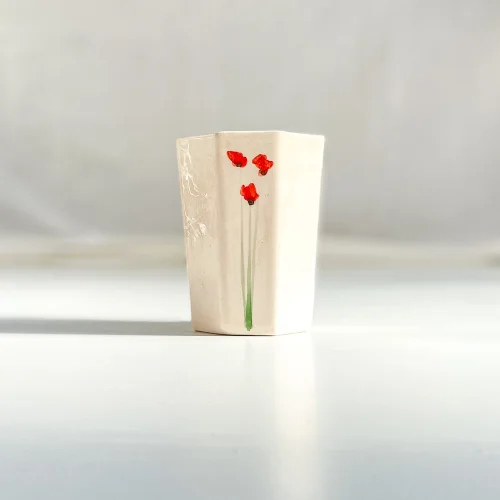 Mamezon Ceramics - Kır Çiçeği Desenli Altın Dekorlu Porselen Kahve Kupası