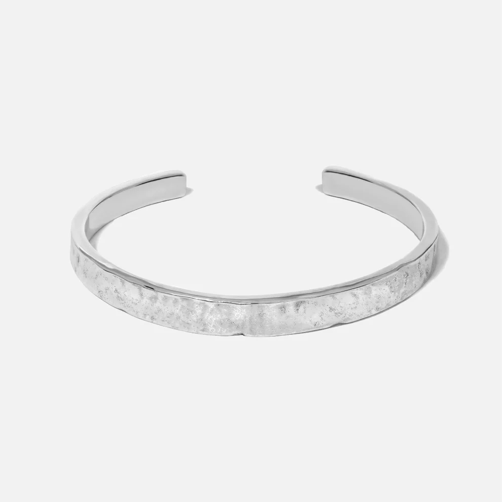 Raftaf - Bold Round Sterling Silver Bracelet