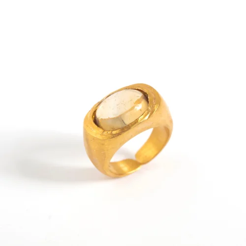 Hesperides Jewelry - Roman Signet Ring- Citrine