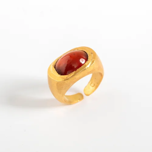 Hesperides Jewelry - Roman Signet Ring - Hessonite