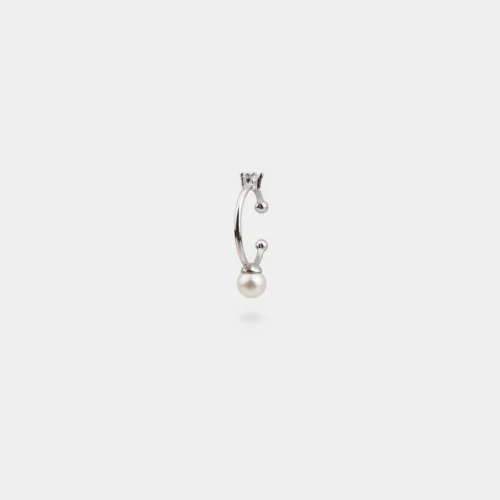 Mlini Jewelery - Calla Lilly Pearl Earcuff