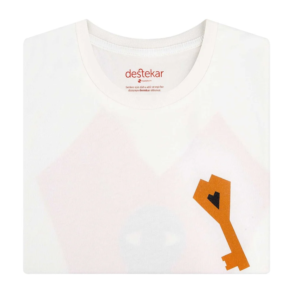 destekar - The Key Of My Heart Tshirt