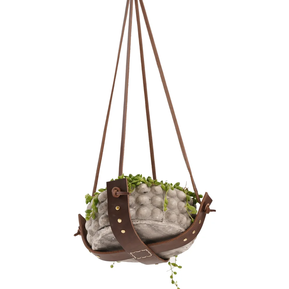 Pachamama - Vegetable Tanned Plant Hanger