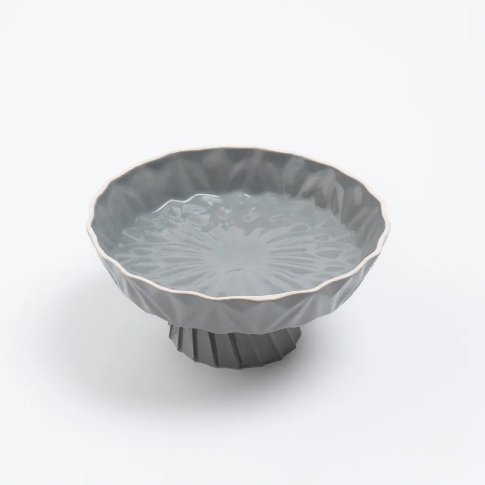 Mori Ceramic - Diamond  Presentation Plate