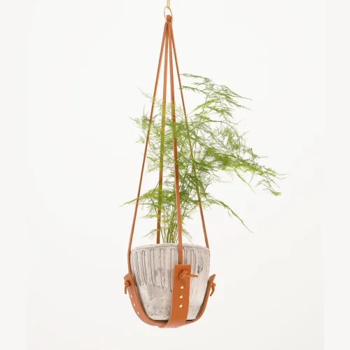 Pachamama - Vegetable Tanned Plant Hanger