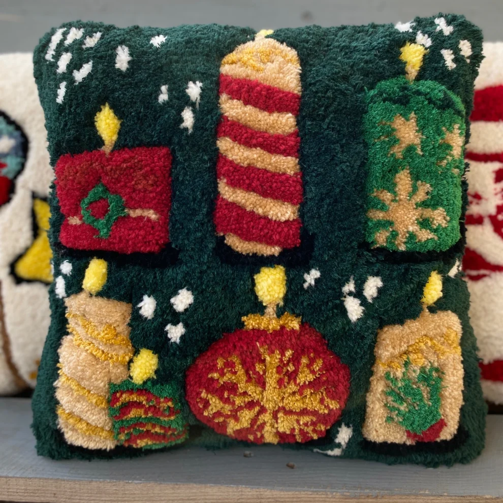Fille a Fille Design Studio - Christmas Pillow