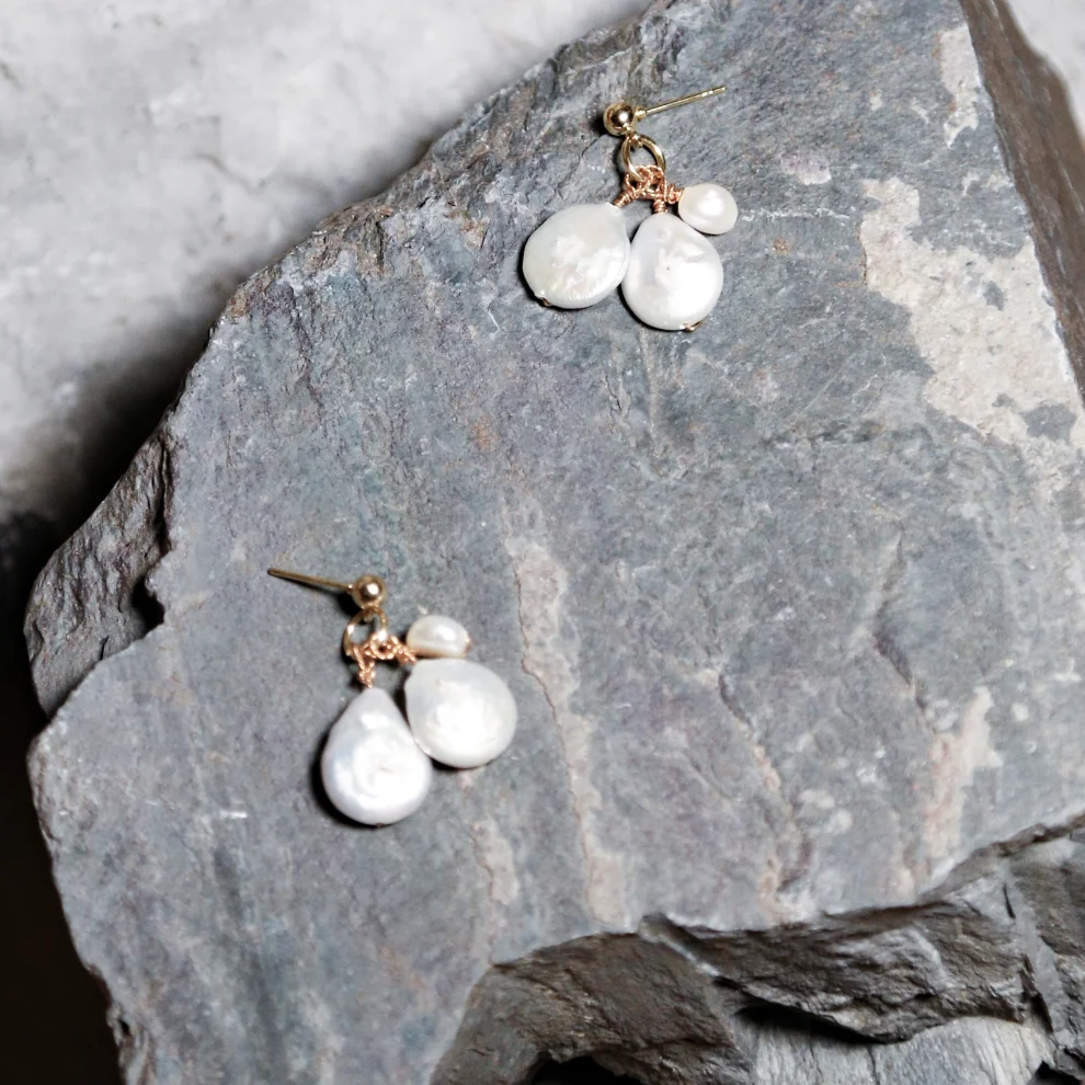 Gazelle Jewelry - Bernadette-barok İnci Sallantılı Küpe