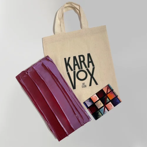 Kara Vox - Stroke Series Tablo